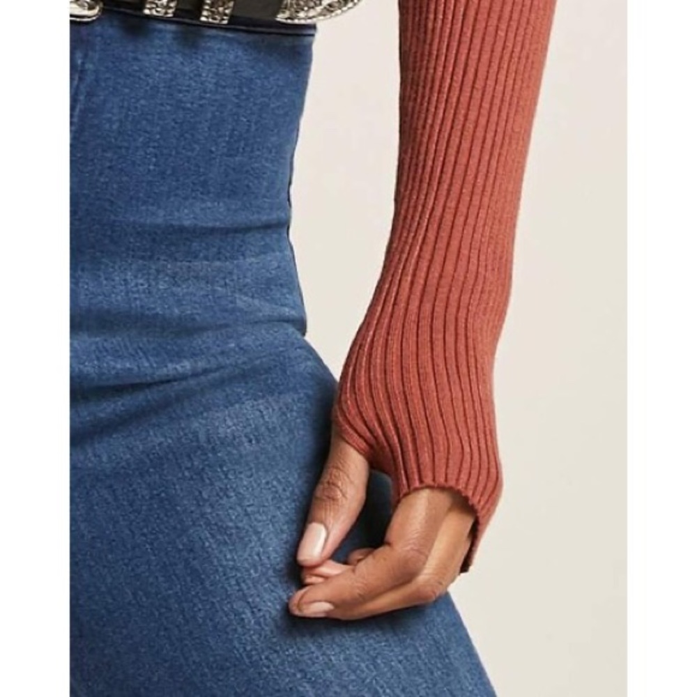 Knit Cold Shoulder Ribbed Bodysuit - Picture 5 of 12